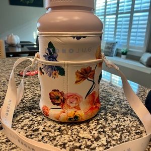 HydroJug floral sleeve